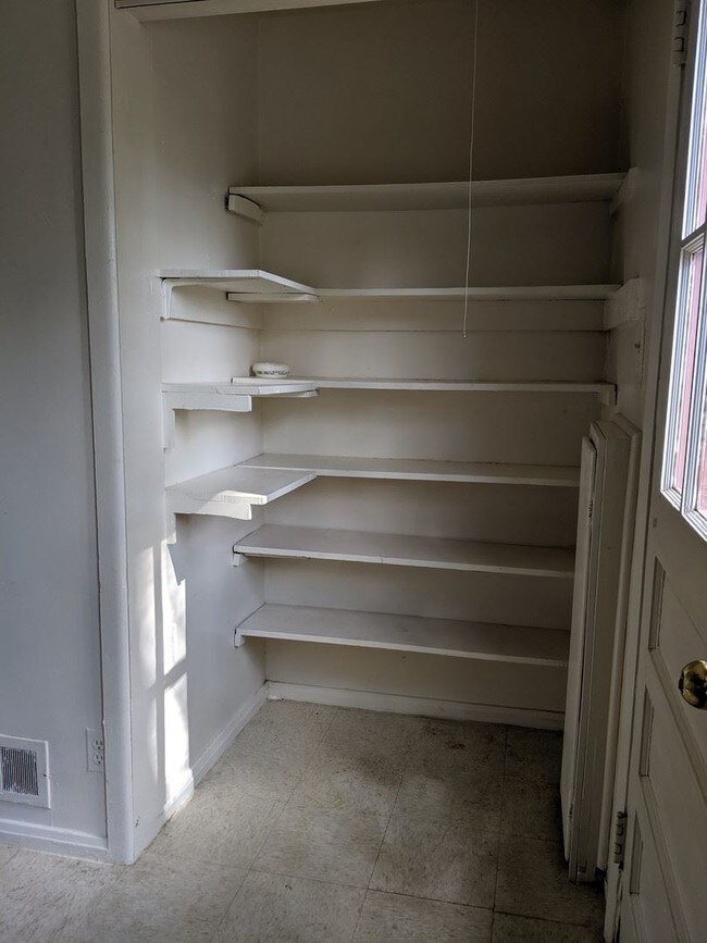 Foto del edificio - 2 br, 1 bath House - 1022 KELLY DRIVE