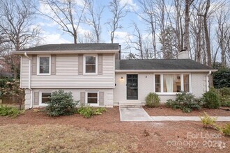 Building Photo - 4014 Sulkirk Rd
