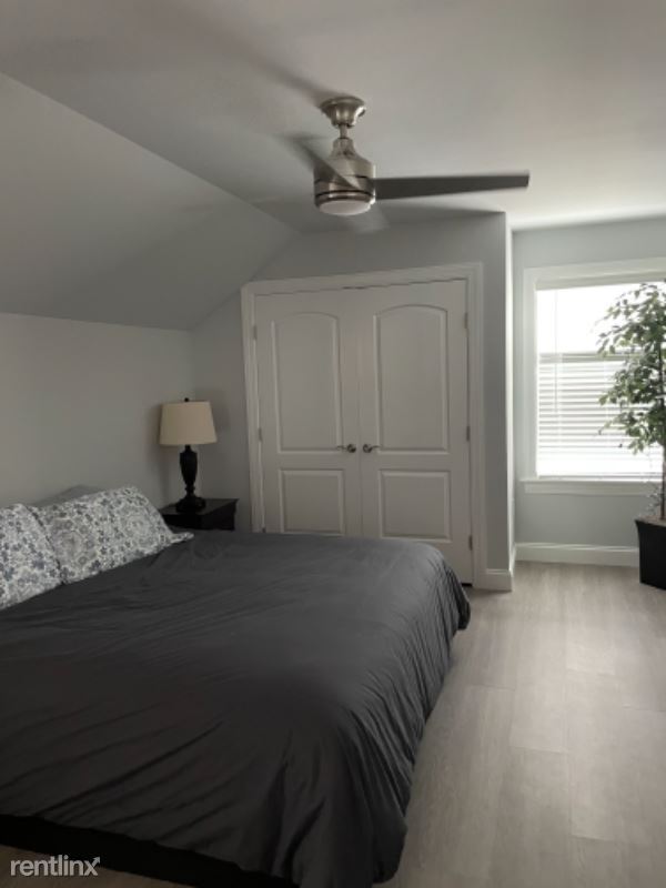 Foto del edificio - 4 br, 3.5 bath House - 215 Buckton Drive