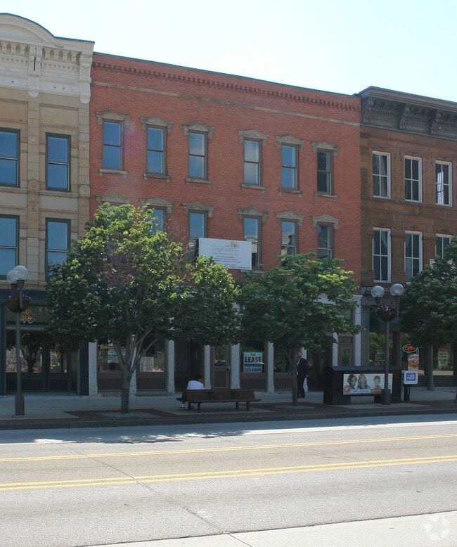 Building Front - Courthouse Lofts