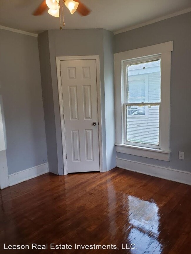 Building Photo - 4 br, 2 bath House - 2520 Emery St