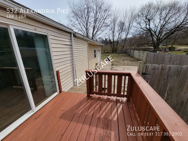 Building Photo - 4 bed 2 bath Next to Anderson University
