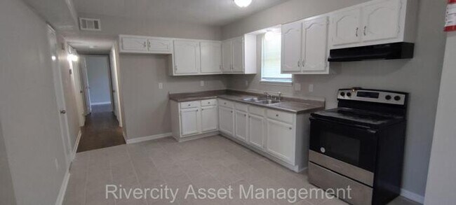 Foto del edificio - Updated 3-Bedroom, 1-Bath Home for Rent! S...