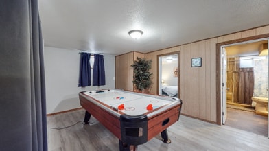 Building Photo - 1242 Elder St