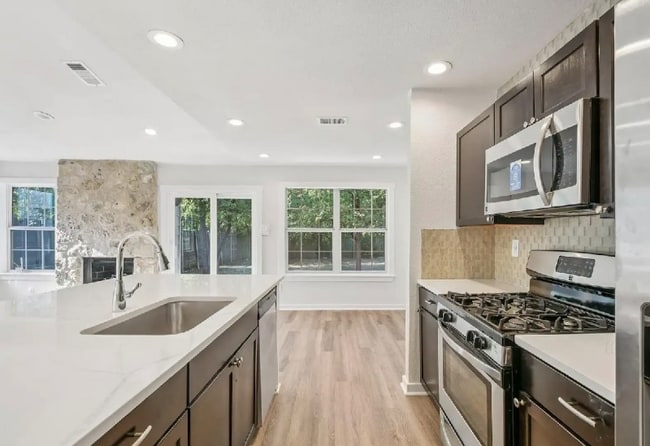 Building Photo - 5103 Ganymede Dr