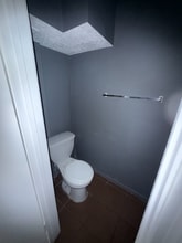 Building Photo - 7700 Creekbend Dr