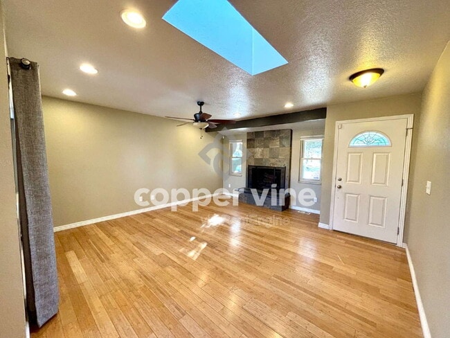 Photo - 13145 Hazel Ct House