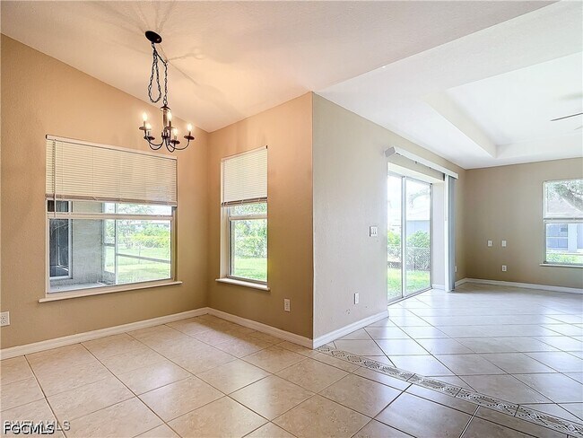 Foto del edificio - 1726 Trafalgar Pkwy