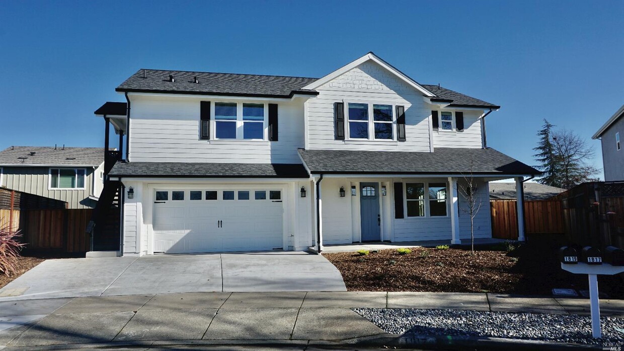 Primary Photo - 1817 Walnut Creek Ct