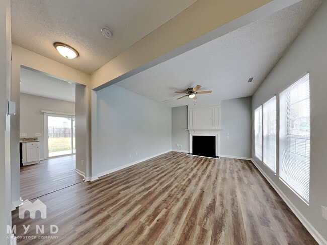 Building Photo - 3101 Tuckland Dr