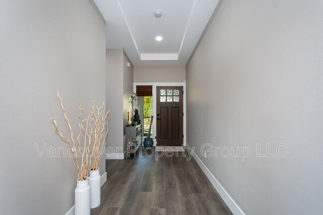 Building Photo - 1803 NE 148th Ct