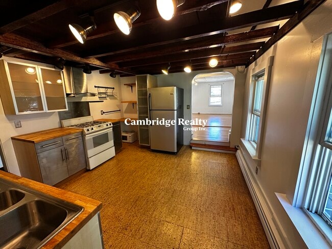 Building Photo - 18 Tremont St