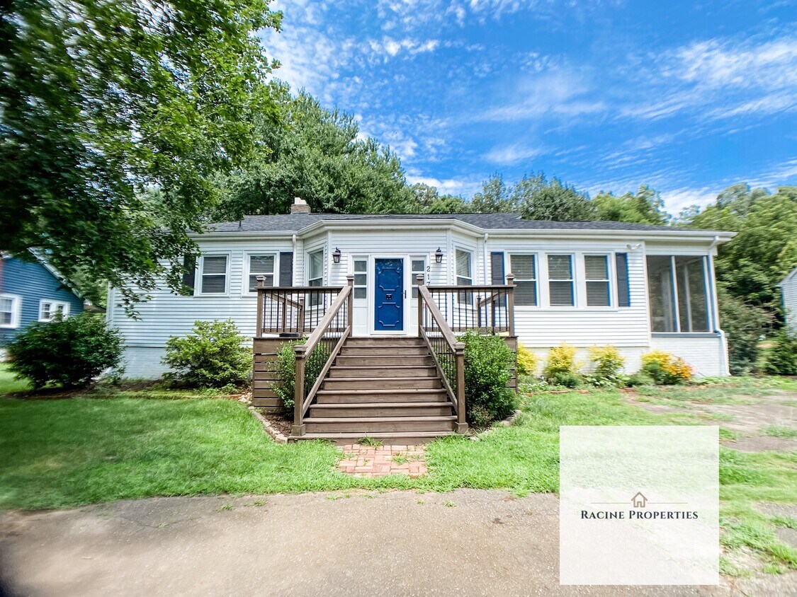 217 Berkley Ave, Greenville, SC 29609 House Rental in Greenville, SC
