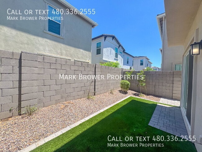 Building Photo - 17441 N 48th Ter