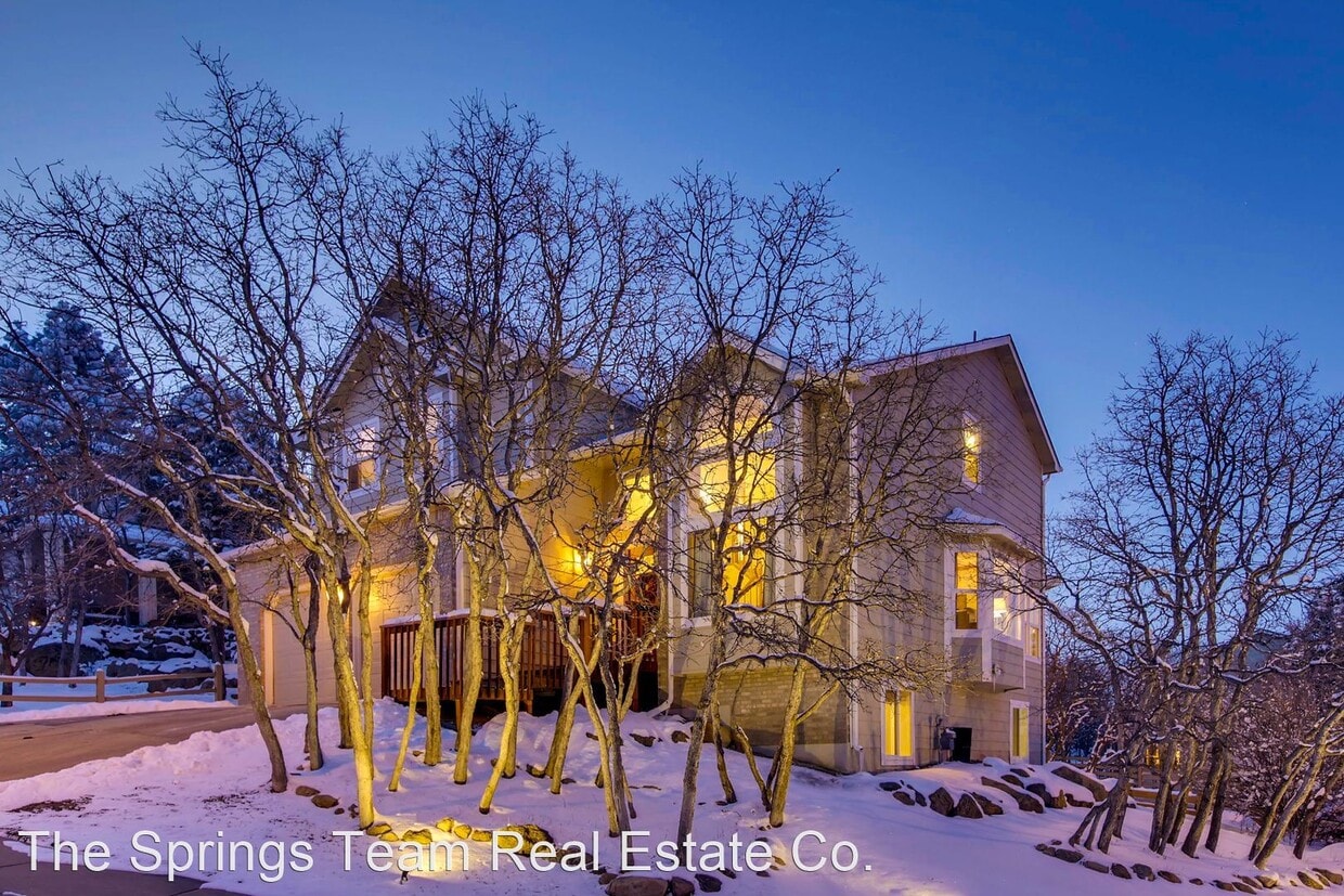 70 Mahogany Ln, Colorado Springs, CO 80906 House Rental in Colorado