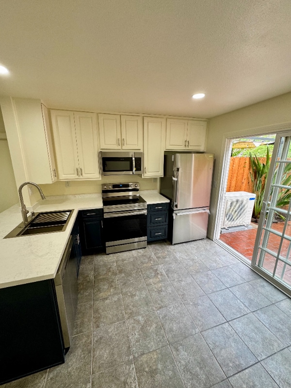 Foto del edificio - 6624 Bell Bluff Ave