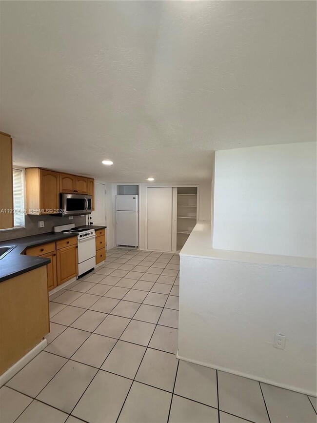 Foto del edificio - 1101 N 58th Ave