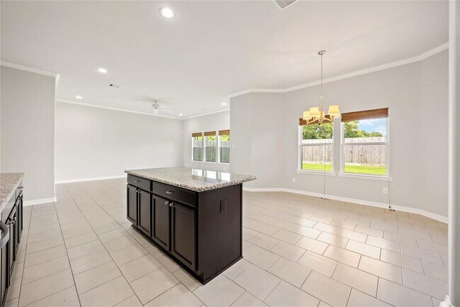 Foto del edificio - 3450 Talia Wood Ct