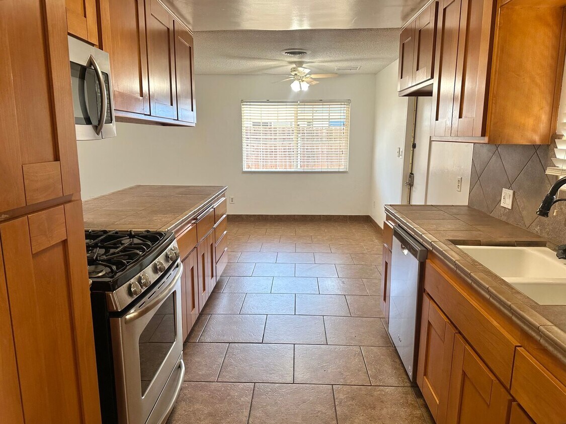 Primary Photo - READY NOW! RV PARKING!