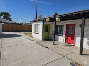 Building Photo - 309 N 16th St