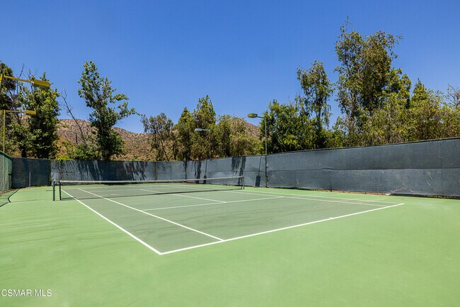 Foto del edificio - 5837 Oak Bend Ln