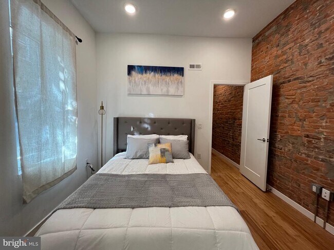 Foto del edificio - 721 N 40th St