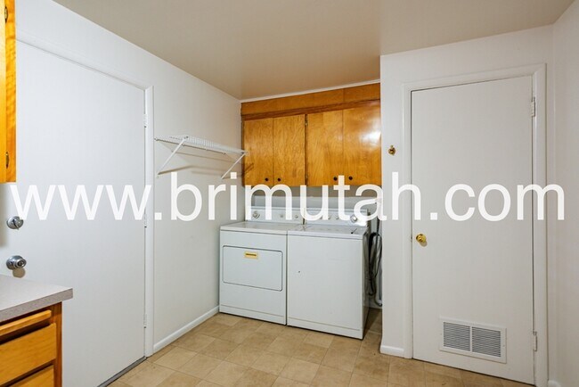 Foto del edificio - 938 Lowell Ave S