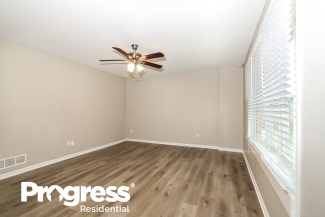 Building Photo - 4401 Titus Ct