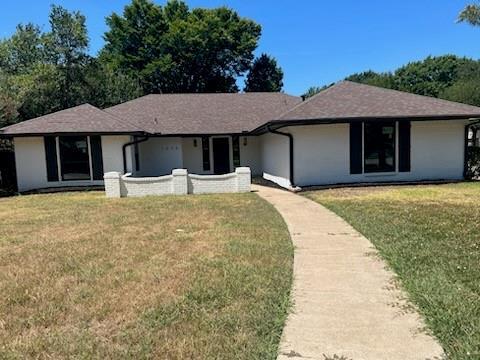 Primary Photo - 1006 Hickory Ct