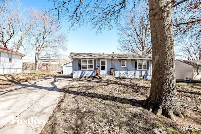 Foto principal - 308 SW 7th Terrace