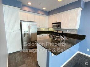 Building Photo - 765 Harbor Cliff Way