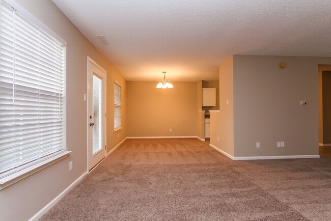 Building Photo - 16711 Aulton Dr