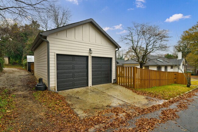 Foto del edificio - 349 Altoona Pl SW