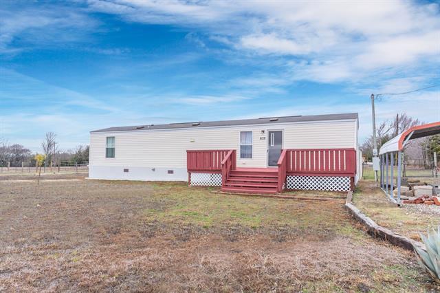 Building Photo - 635 Fielder