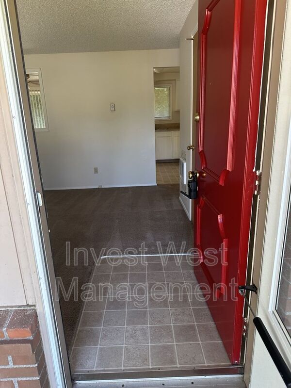 Foto del edificio - 15109 NE 6th St