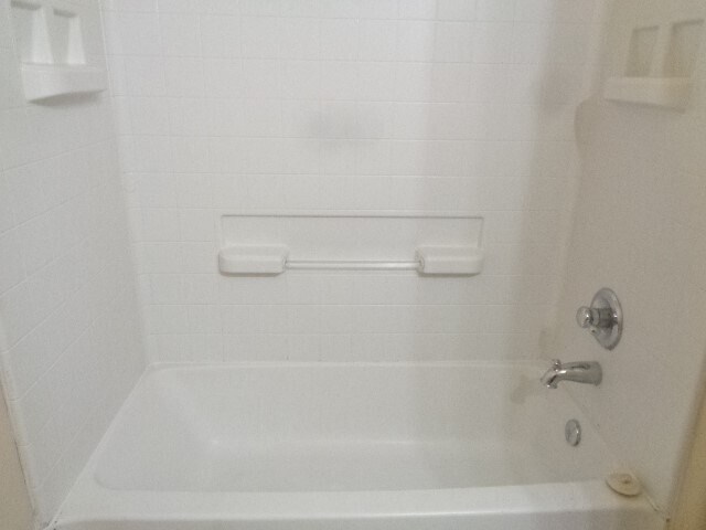 Foto del edificio - 7925 Silver Oak Dr