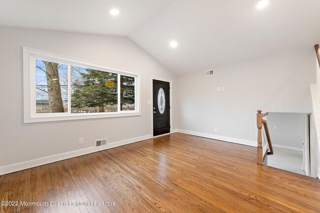 Foto del edificio - 2 Middlesex Rd