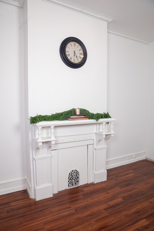 Sala de estar - 1641 Edgley St