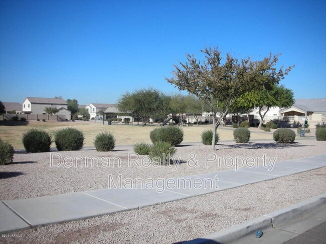 Foto del edificio - 5725 S 32nd Ln