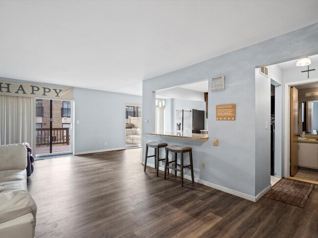 Foto del edificio - 18270 University Park Dr