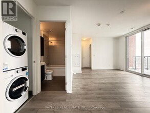 Building Photo - 3100 Keele St