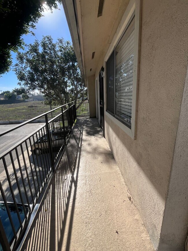 Foto del edificio - Completely Remodeled Beauty