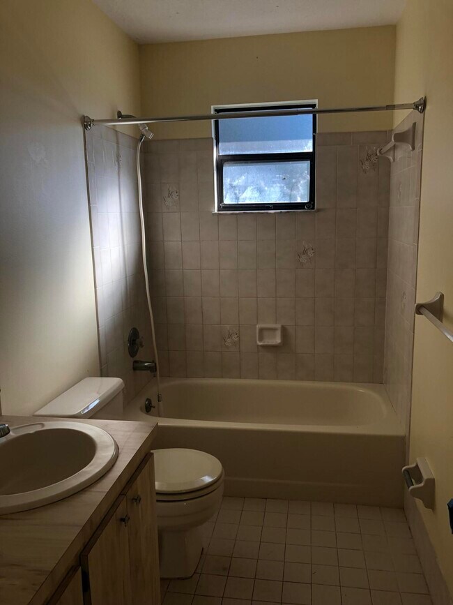 Foto del edificio - 7805 Penny Ln