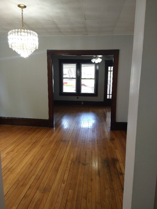 Building Photo - 509 10th St