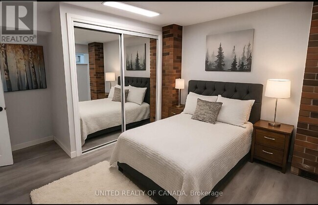 Photo du bâtiment - 126 Weldrick Rd W