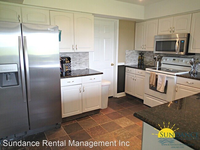 Foto del edificio - 3 br, 2 bath House - 413 Emerald Pointe Drive