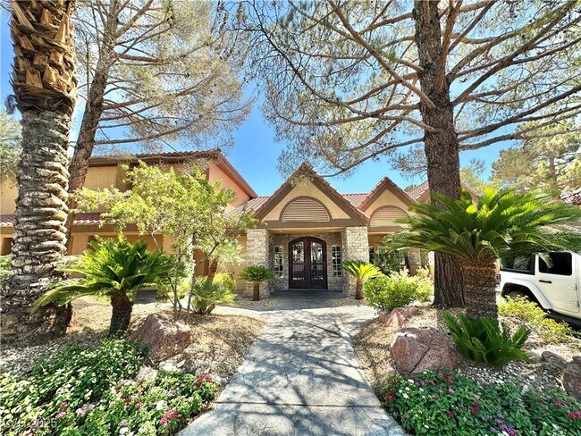 Foto del edificio - 2200 S Fort Apache Rd