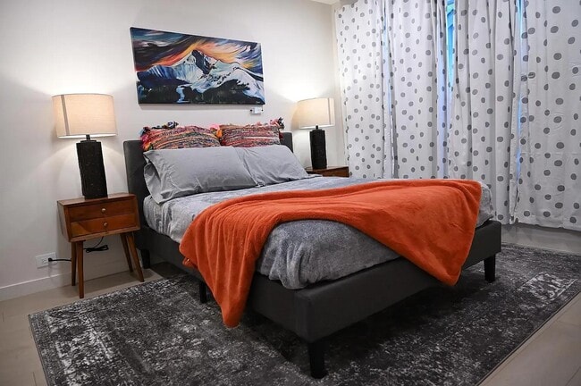 Foto del edificio - 2082 Dennison Ln