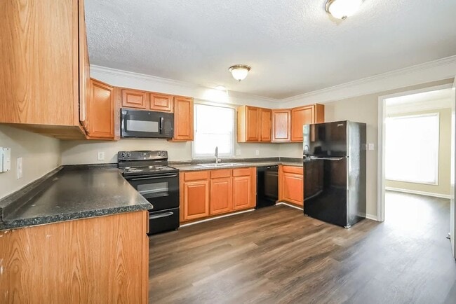 Foto del edificio - 4629 Dawnwood Dr
