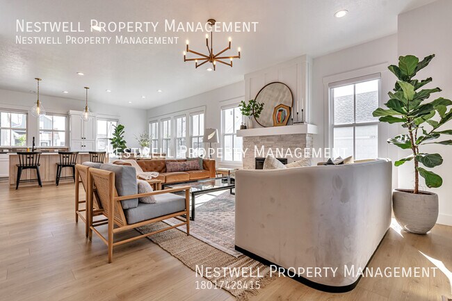 Building Photo - Gorgeous 5-bed Home in Daybreak